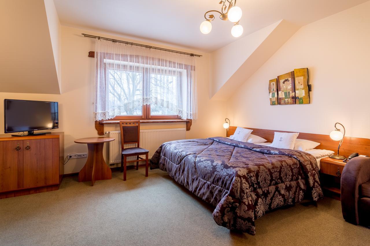Hotel - Karczma Klimtowka Wolbrom Esterno foto