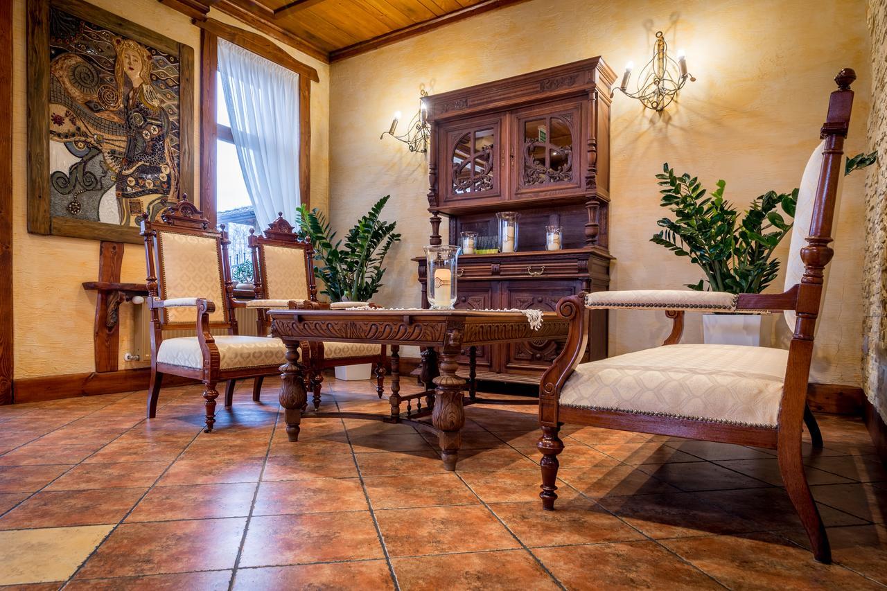 Hotel - Karczma Klimtowka Wolbrom Esterno foto