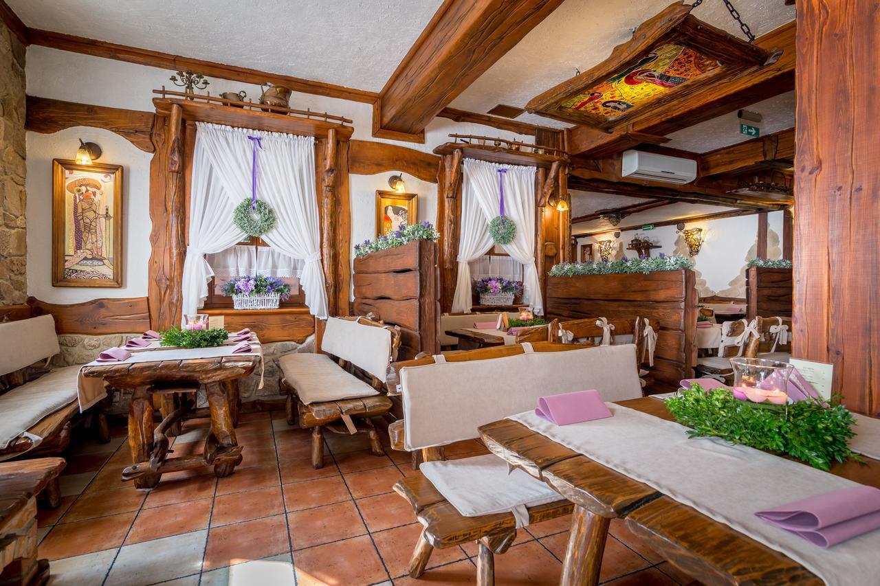 Hotel - Karczma Klimtowka Wolbrom Esterno foto